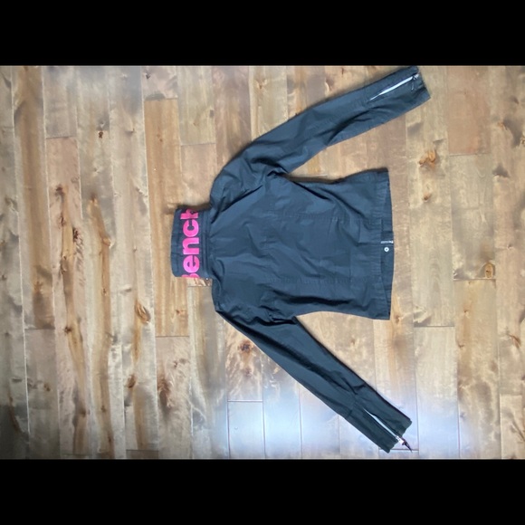 Beach coat - Picture 2 of 4